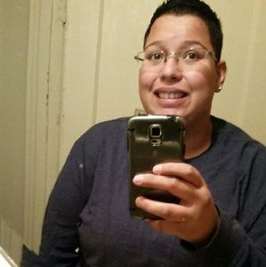 Meet your Posher, Roxann