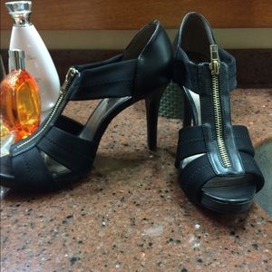 moda black high heel size 9