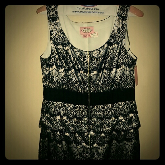 NWT Phoebe Couture Black Cocktail Dress 10
