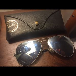 Silver Ray-ban Aviators