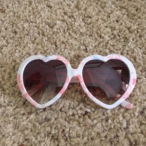 Heart Plastic Sunglasses