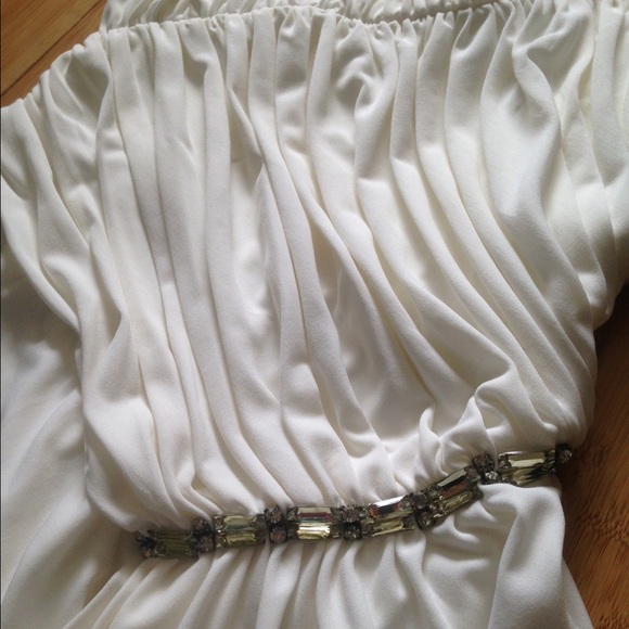 🎉BCBGMAXARIA Dress - Picture 4 of 4