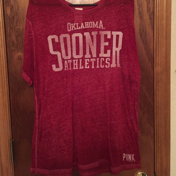 VS PINK Sooner shirt