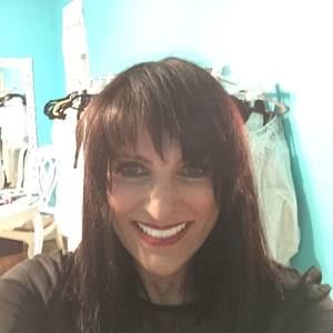 Meet your Posher, Debra