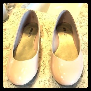 Lower East Side nude flats