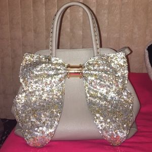 Betsey Jonson bag