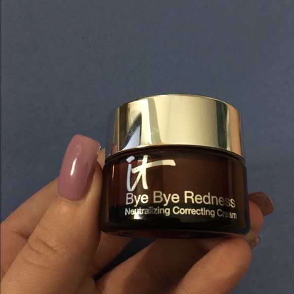 It Cosmetics Bye Bye Redness Correcting