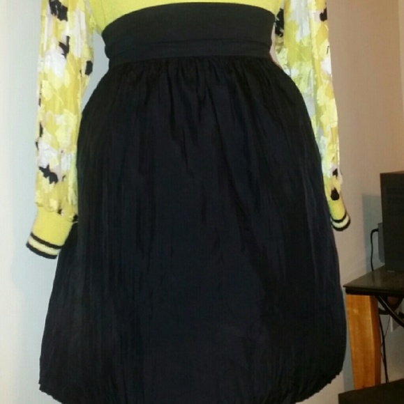 Ann Taylor 100% Silk Black Skirt - Picture 4 of 4