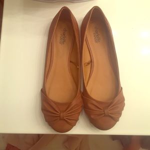 Brown ballet flats