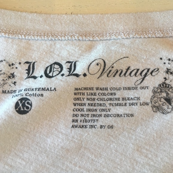 L..O.L. Vintage Peace Flag Top - Picture 3 of 3