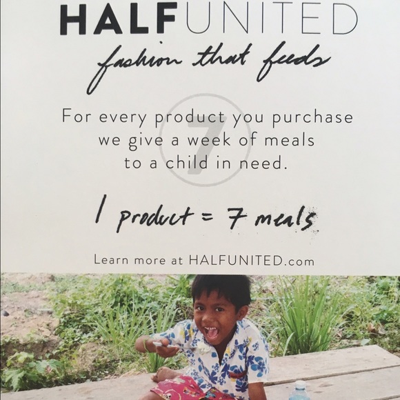 HalfUnited Rose Gold Bullet Necklace NWT - Picture 3 of 4