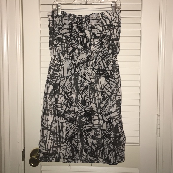 Mimi Chica Strapless Ruffle Print Dress - Picture 1 of 2