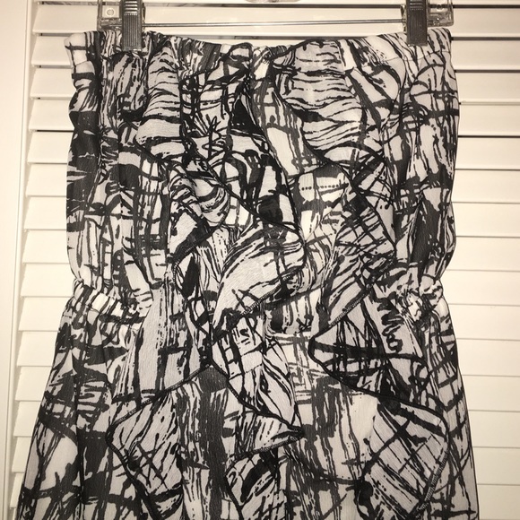 Mimi Chica Strapless Ruffle Print Dress - Picture 2 of 2