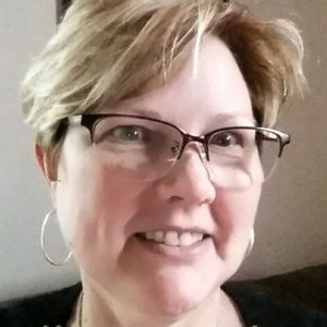 Meet your Posher, Deborah