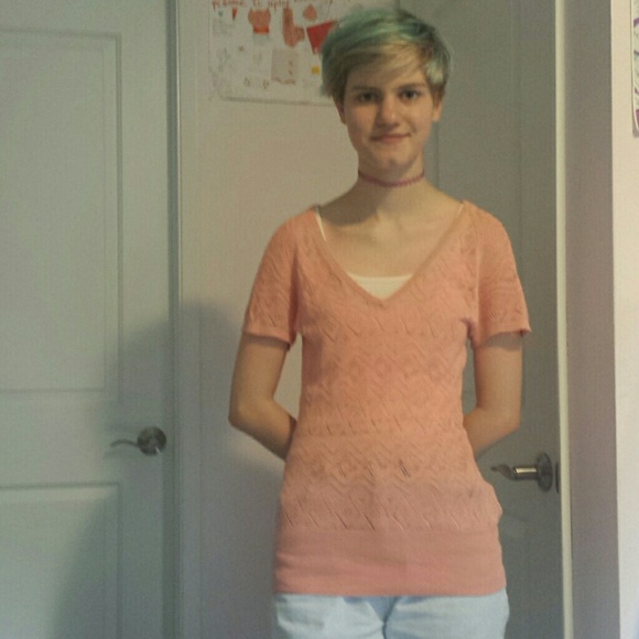 Coral short sleeved light sweater