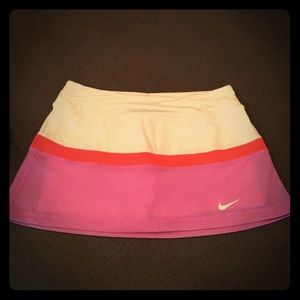 NIKE TENNIS SKIRT