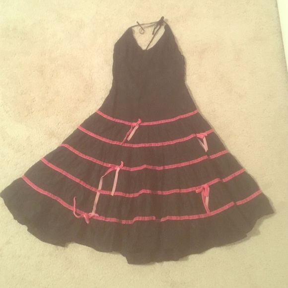 Betsey Johnson Dresses & Skirts - Betsey Johnson black and pink bow dress