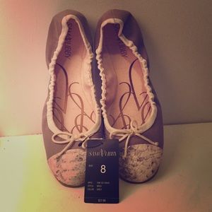 New with tags cute spring/summer flats