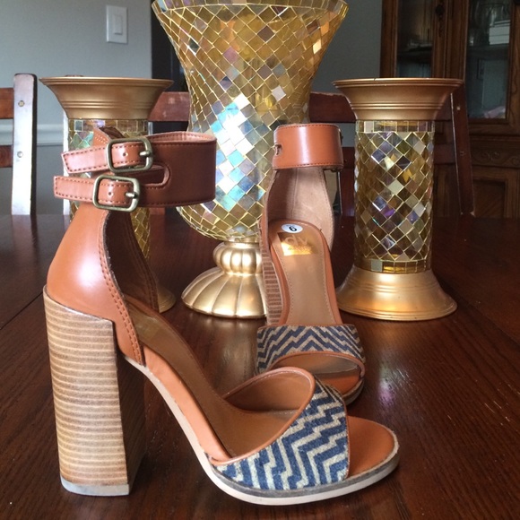 (Dolce Vita) perfect shoes for a beautiful summer!