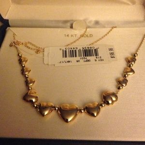 14kt hold heart necklace. Adorable. New w tags.