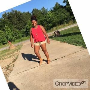 Meet your Posher, Ladaylia