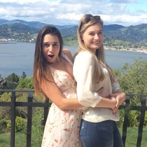 Meet your Poshers, Maddy and Carla! - Picture 2 of 2
