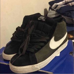 Nike SB Blazer (with white laces too)