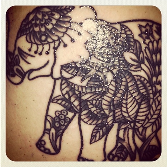 Meet your Posher, Jenn - Picture 1 of 1