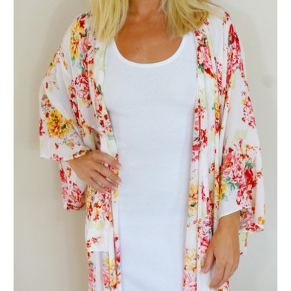 Floral kimono - Picture 2 of 4