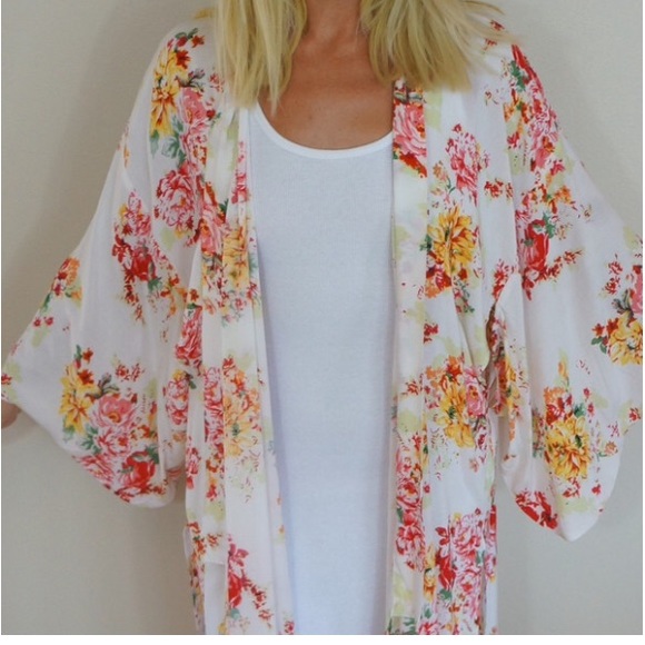 Floral kimono - Picture 4 of 4