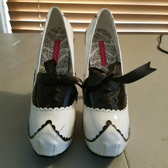 Mary Jane platform high heels