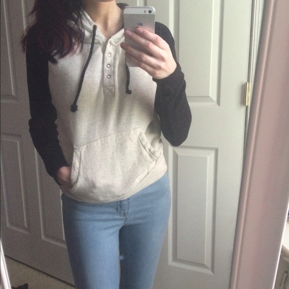 Forever 21 Sweatshirt