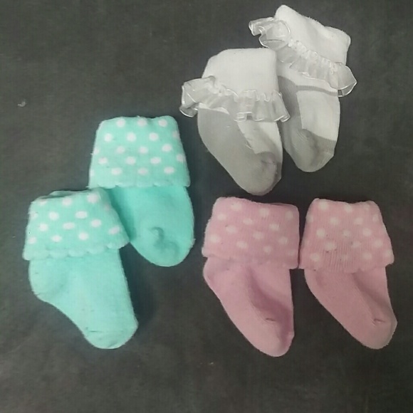 Baby socks and mittens bundle