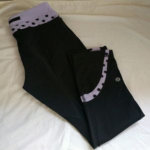 Lulelemon crop workout pants