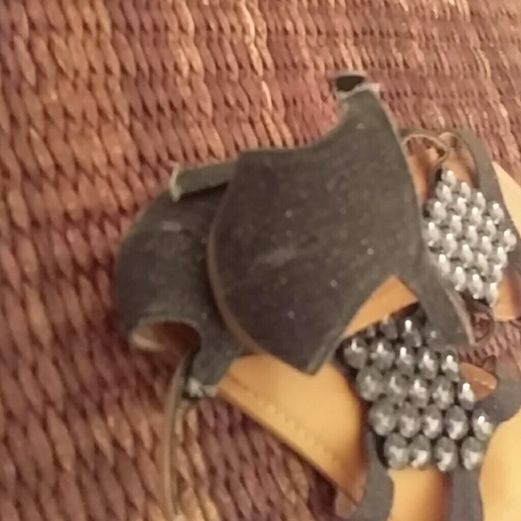 Shoes - Picture 2 of 2