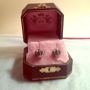 Crown earring