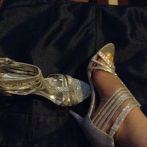 Deb 3 1/2" sparkly silver heels