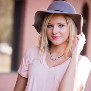 Meet your Posher, Kaleigh