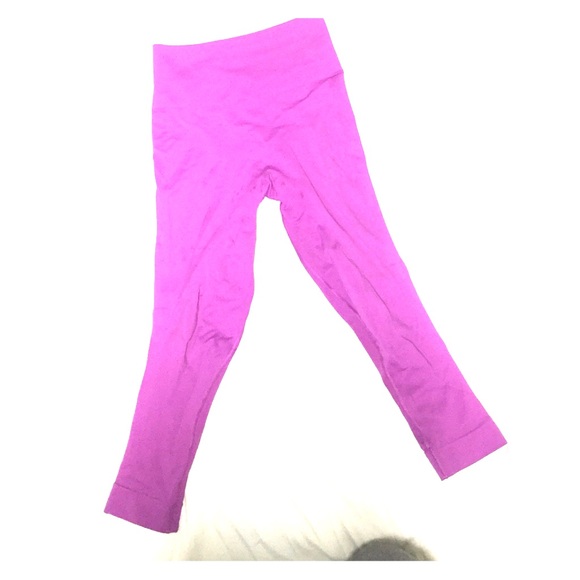 **TRADED** Lululemon zone in capris