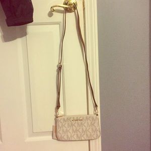 Michael Kors cross body purse