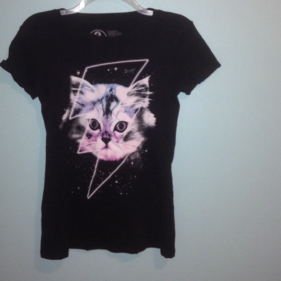 Cat lightning shirt