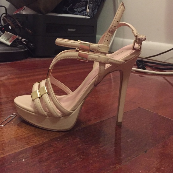 Nude heels - Picture 2 of 4