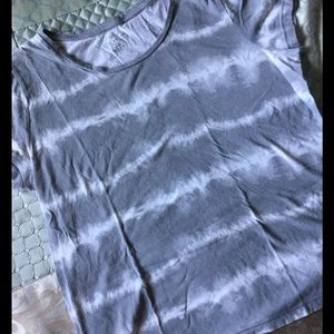 Gray striped tee