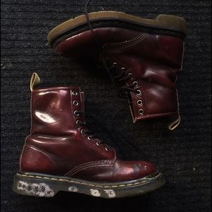 dr. martens 8-eye cherry red pascal boot