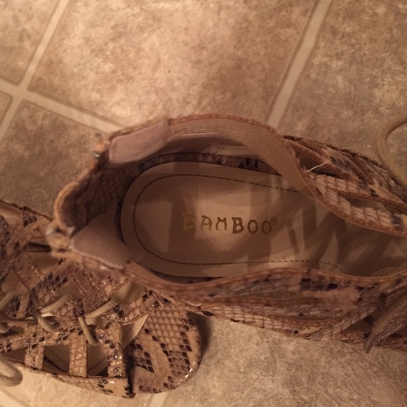 Snake skin wedges - Picture 3 of 4