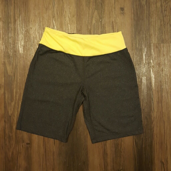Yoga shorts