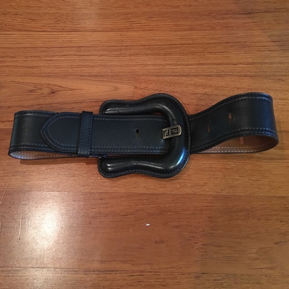Fendi black leather belt