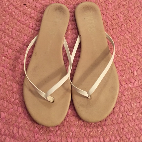 Tkees white flip flops size 8