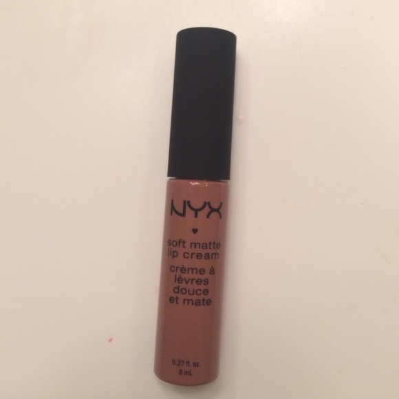 Nyx matte lip cream