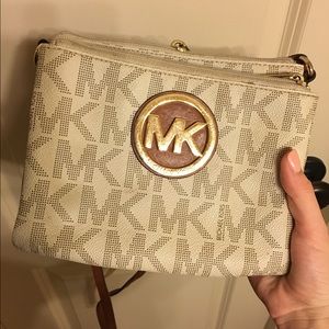 ✨ Michael Kors White Crossbody